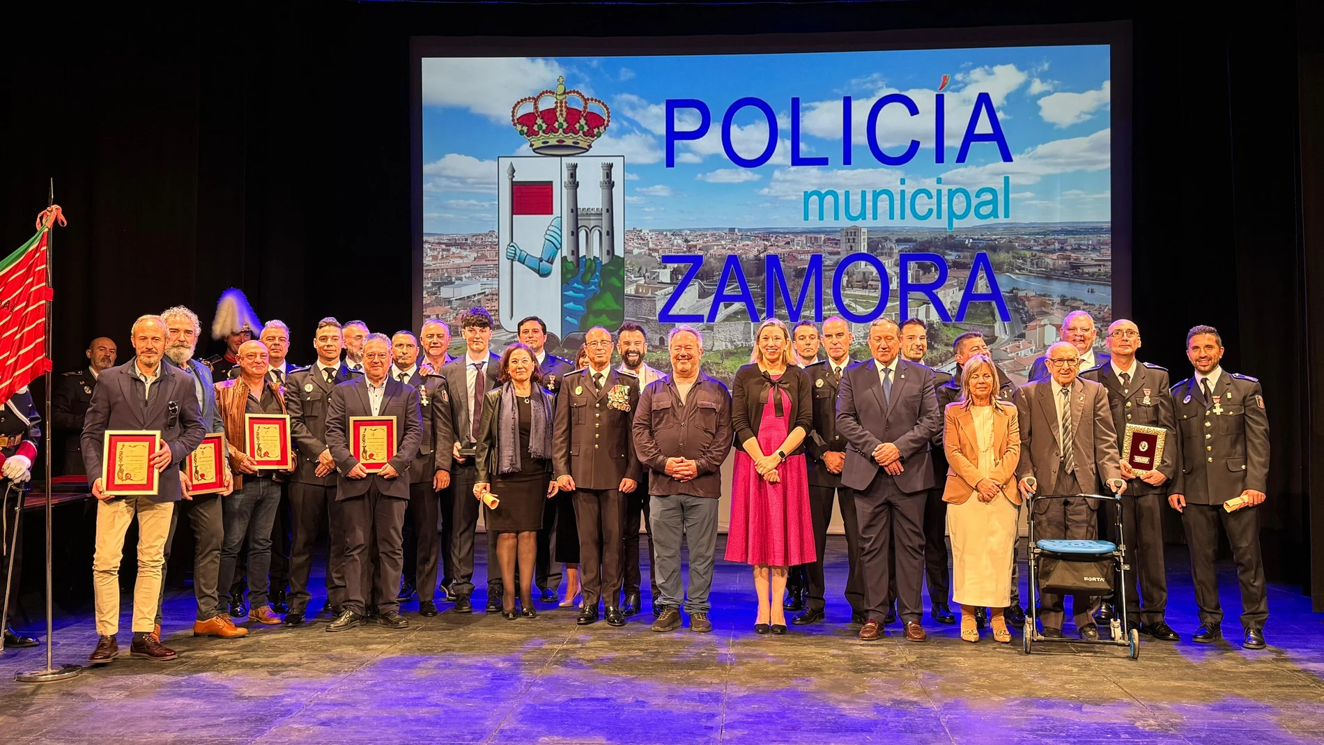 Día de la Policía Municipal de Zamora celebrado en el Teatro Principal