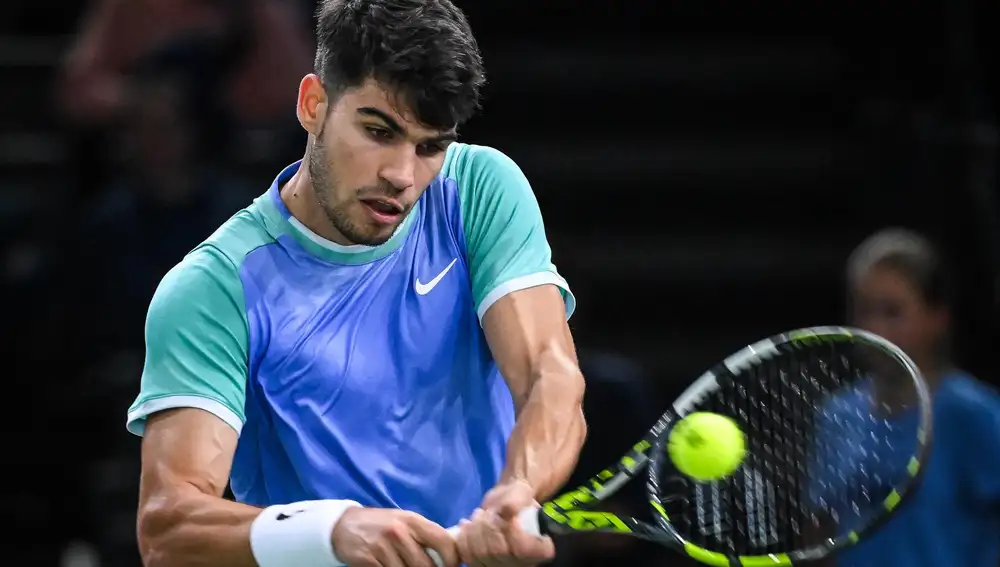 MURCIA.-Carlos Alcaraz cae ante un sólido Casper Ruud en su estreno en la Finales de la ATP de Turín