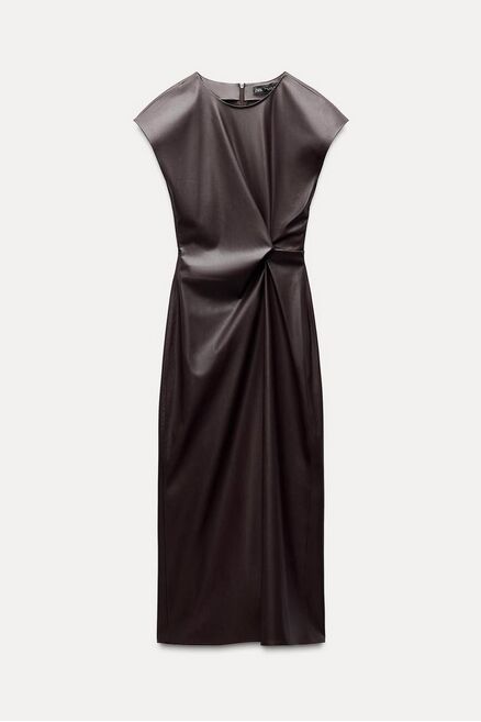 Vestido efecto piel.