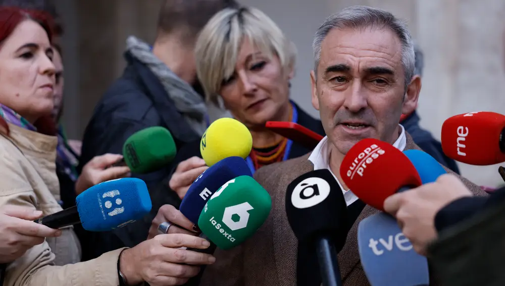 Luis Planas se reúne con organizaciones agrarias de Valencia