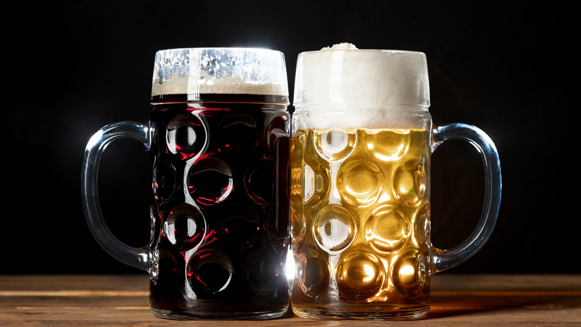 ¿Es peor beber cerveza que beber vino?