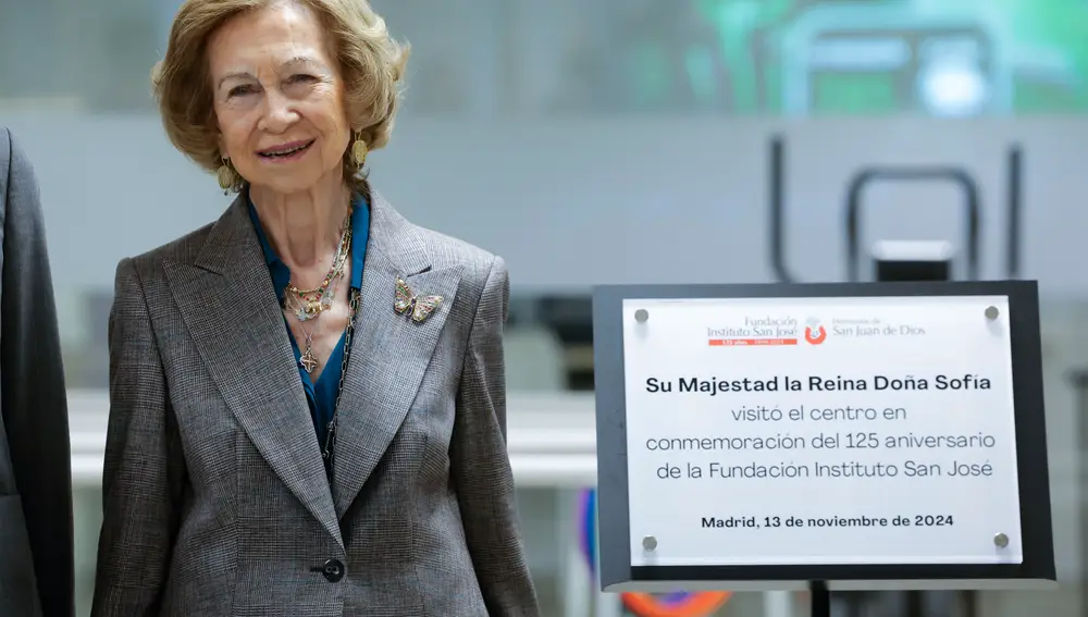 La reina Sofía visita la Fundación Instituto San José e