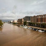 Desembocadura del rio Júcar, este jueves, en Cullera, ciudad que se ha visto afectada por fuertes lluvias esta madrugada aunque sin causar graves incidentes