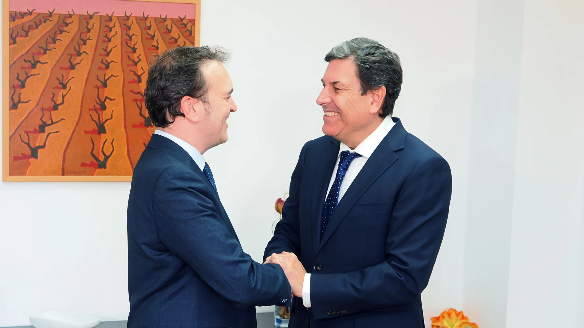 Fernández Carriedo se reúne con Ricardo Gavilanes, portavoz del PP en las Cortes