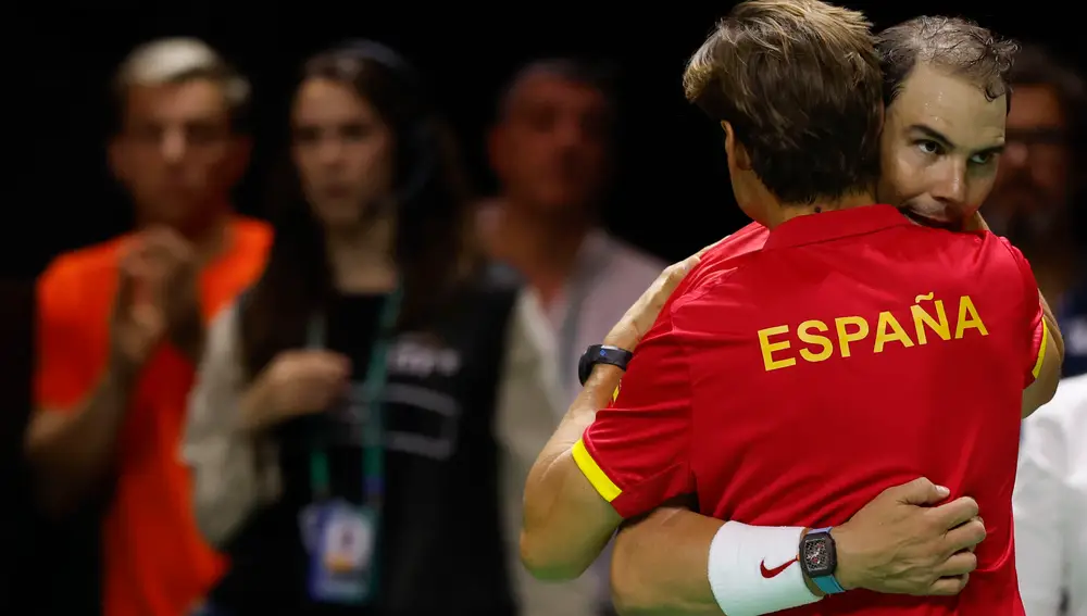 Rafael Nadal abre los cuartos de final de la Copa Davis 2024 en el duelo contra Botic Van de Zandschulp
