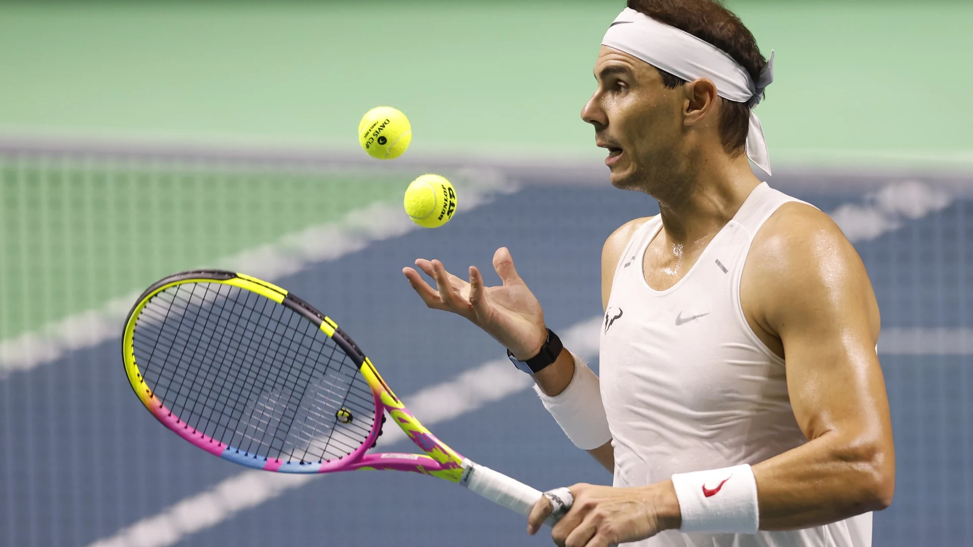 Nadal, durante un entrenamiento en el Martín Carpena