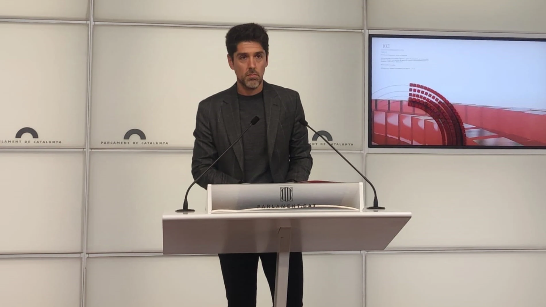 El portavoz de los Comuns en el Parlament, David Cid, en rueda de prensa EUROPA PRESS 19/11/2024