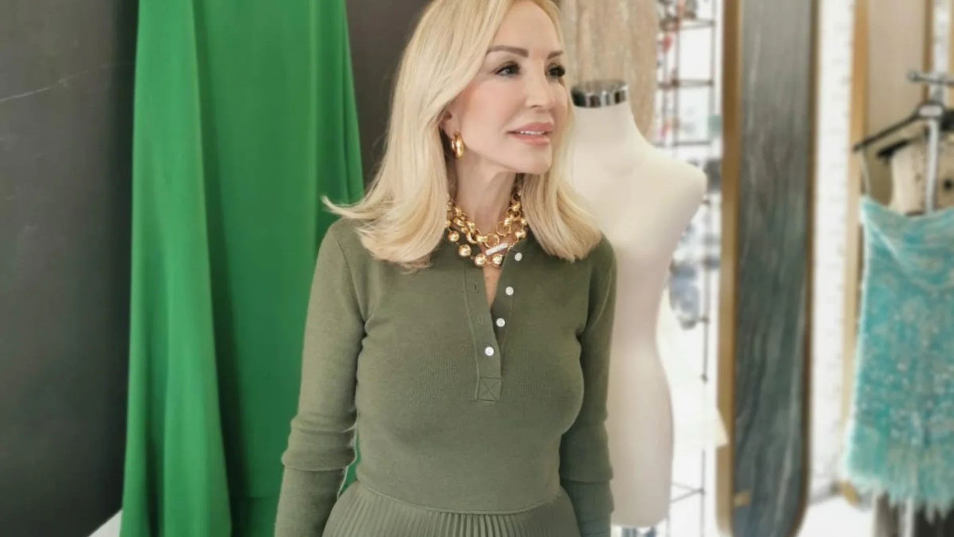 El look de Carmen Lomana.