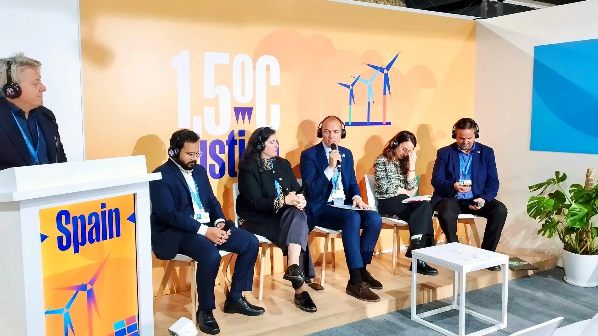 El concejal de Medio Ambiente de Valladolid, Alejandro García Pellitero, durante su participación en la COP 29