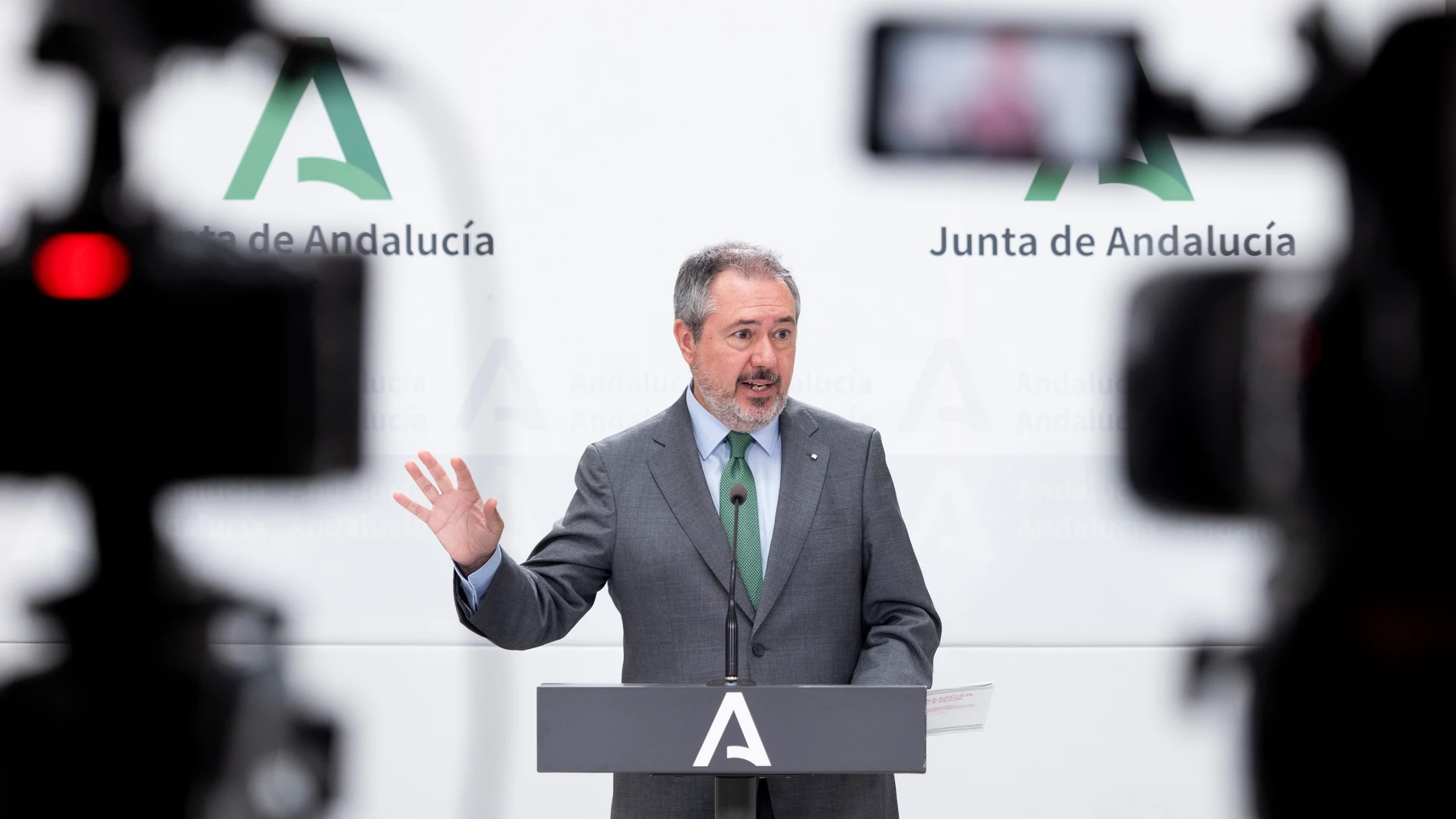 El secretario general del PSOE-A, Juan Espadas