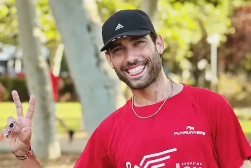 El atleta e influencer Pitufollow completa su reto de correr 50 km al día durante 50 días para ayudar a niños con cáncer El atleta e influencer Pitufollow completa su reto de correr 50 km al día durante 50 días para ayudar a niños con cáncer