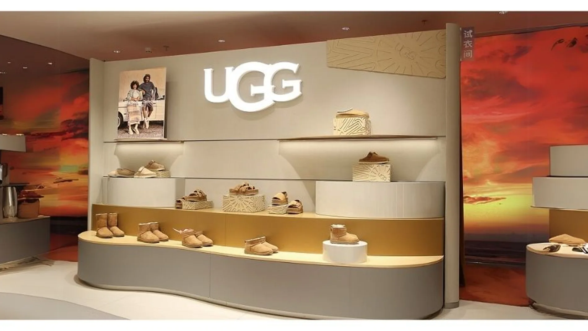 UGG Mini Bailey Bow Li