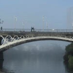 Menos frío y niebla en Sevilla