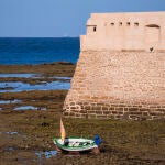 Vista de la playa de la Caleta de Cádiz
