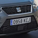 ¿Puedes recibir una multa por llevar la matrícula de tu coche en mal estado? Esto responde la DGT