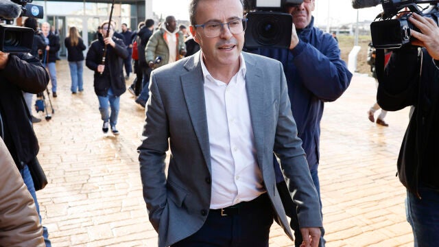 El presidente de la Diputación de Badajoz Miguel Ángel Gallardo declara en los juzgados de Badajoz por presuntos delitos contra la Administración Pública