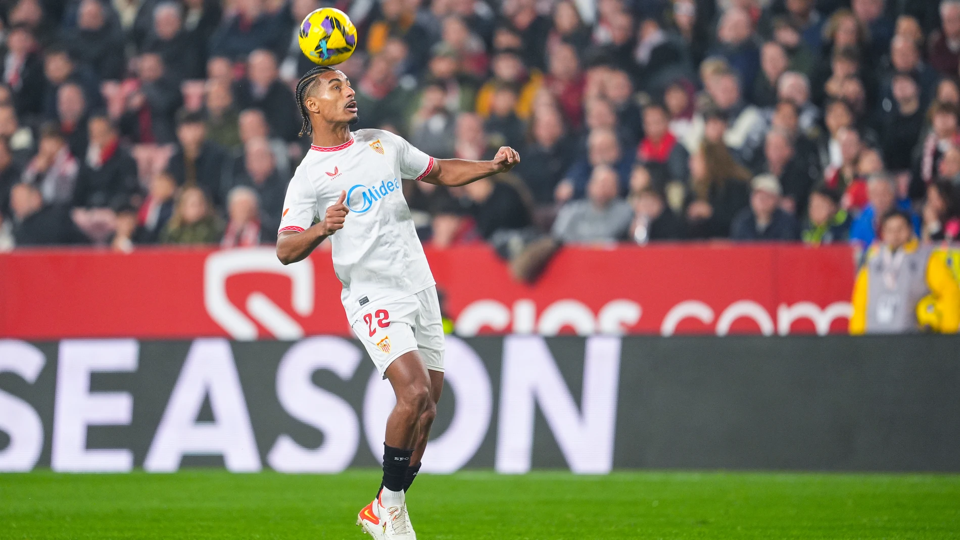 Loic Bade of Sevilla FC in action during the Spanish league, La Liga EA Sports, football match played between Sevilla FC and Valencia CF at Ramon Sanchez-Pizjuan stadium on January 11, 2025, in Sevilla, Spain. AFP7 11/01/2025 ONLY FOR USE IN SPAIN