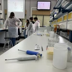 Laboratorios en la sede de la Católica de Ávila.