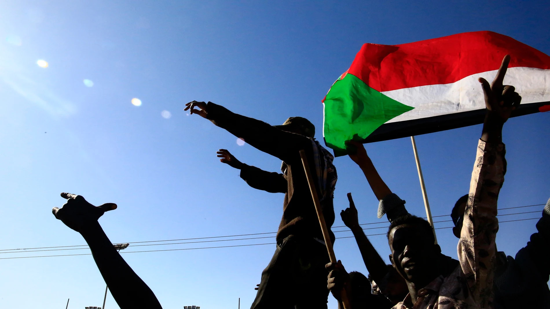 OMDURMAN, Jan. 12, 2025 -- This photo taken on Jan. 11, 2025 shows people celebrating the Sudanese army's retaking of Wad Madani, the capital city of Gezira State in central Sudan, in Omdurman, north of the capital Khartoum, Sudan. The Sudanese Armed Forces (SAF) on Saturday recaptured Wad Madani, the capital city of Gezira State in central Sudan, from the paramilitary Rapid Support Forces (RSF), the office of the SAF spokesperson said in a statement. Europa Press/Contacto/Mohamed Khidir 1...