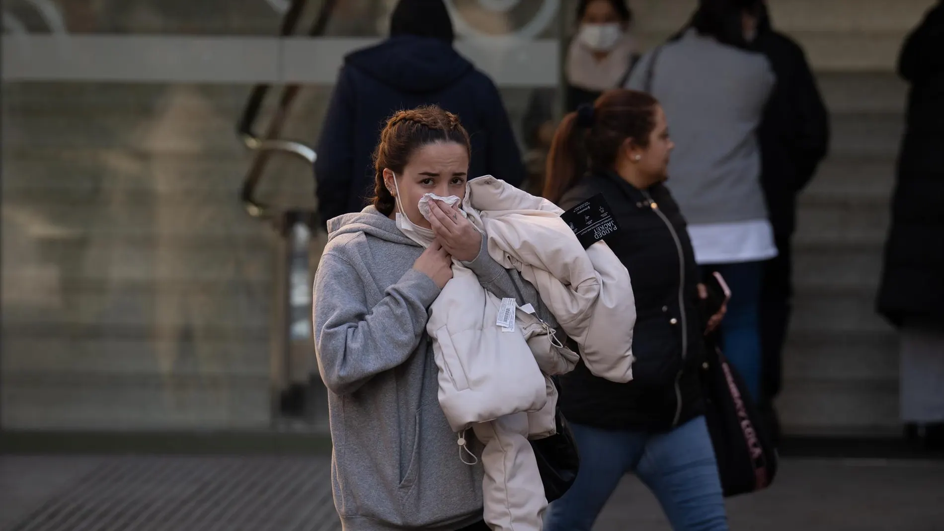 Cataluña está llegando al "pico" de gripe y descarta la mascarilla obligatoria