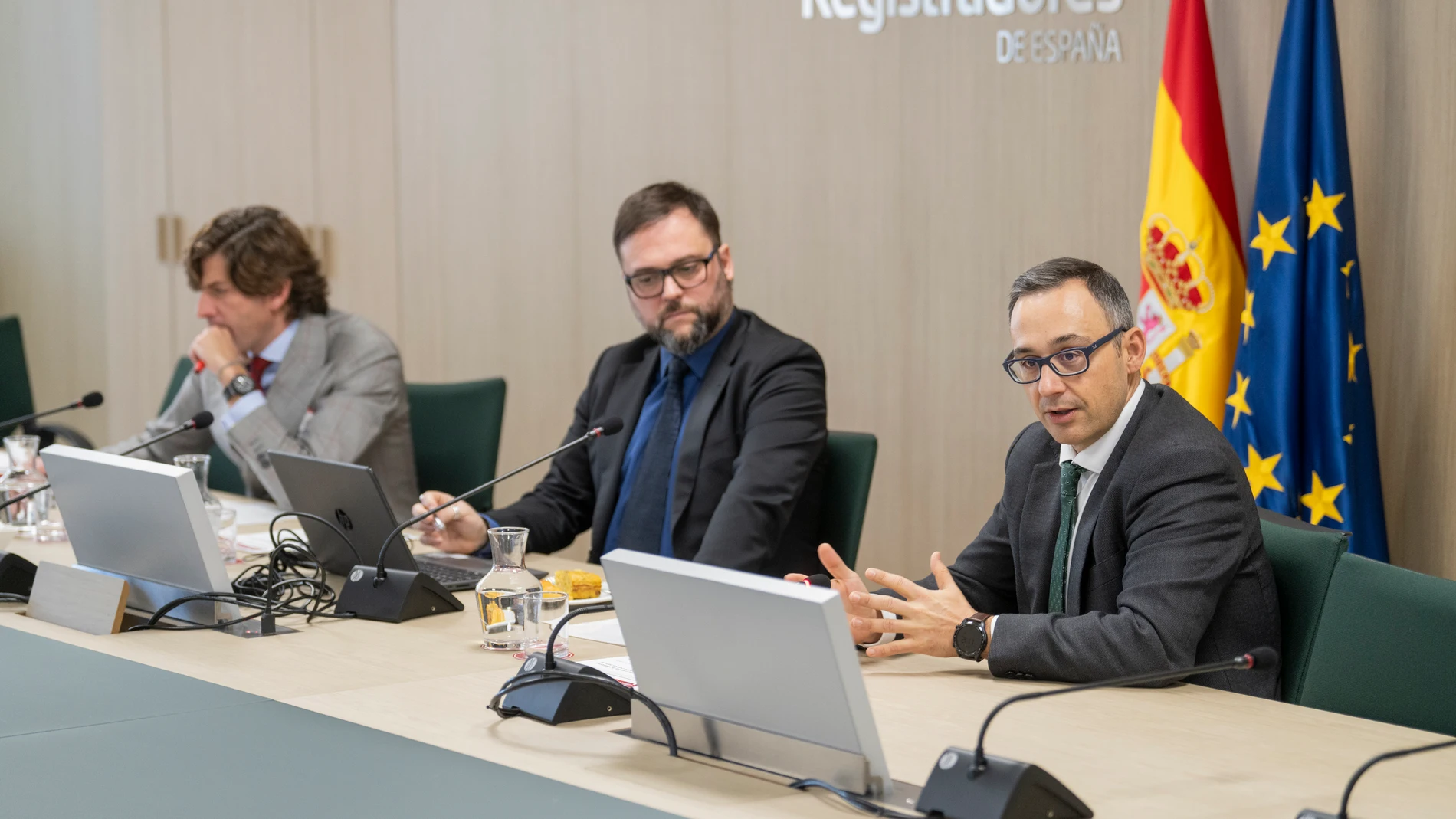 Rueda de prensa del Colegio de Registradores