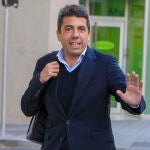 Carlos Mazón se reúne con rectores universitarios en Alicante