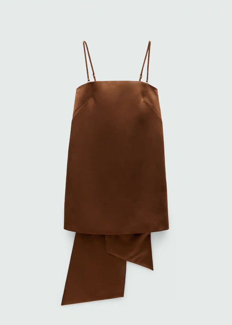 Minivestido de efecto satinado.