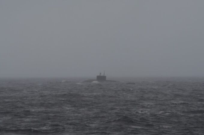 Submarino ruso "Novorossiysk" en superficie. Submarino ruso "Novorossiysk" en superficie.