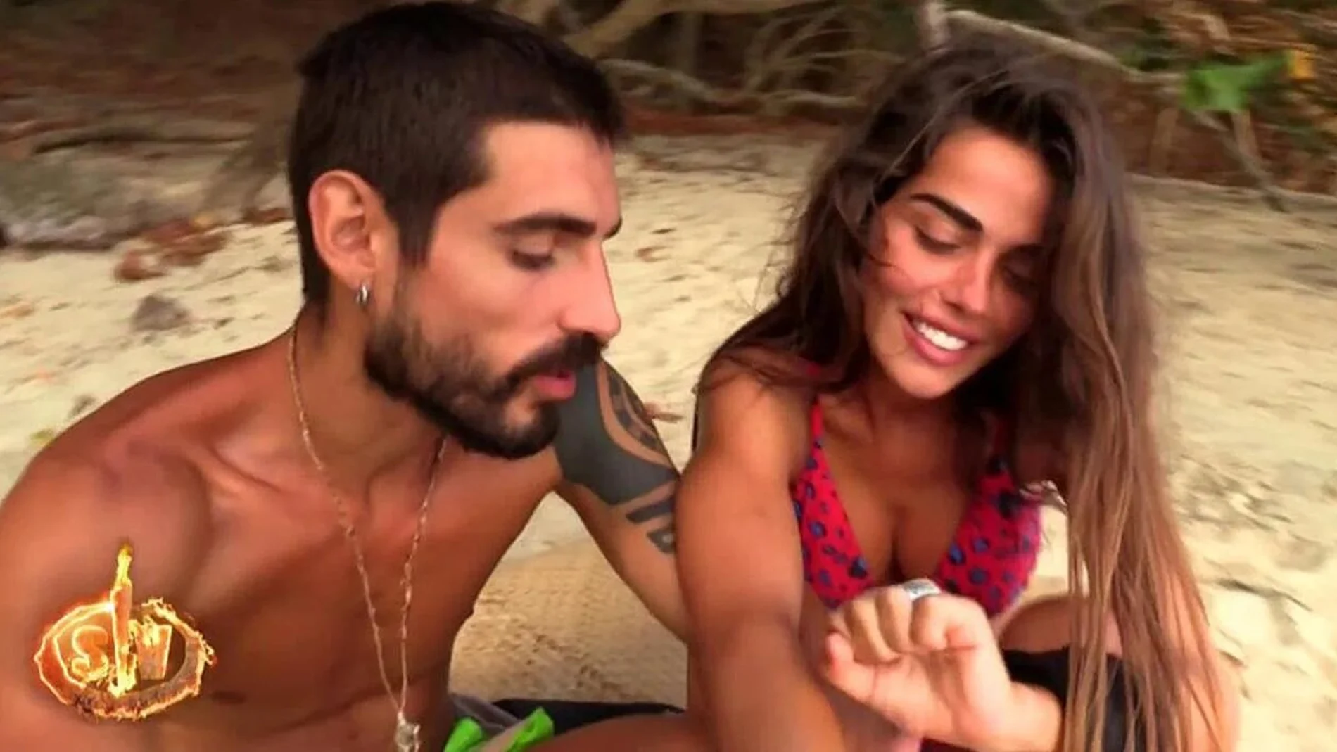 Fabio y Violeta Mangrián en 'Supervivientes 2019'