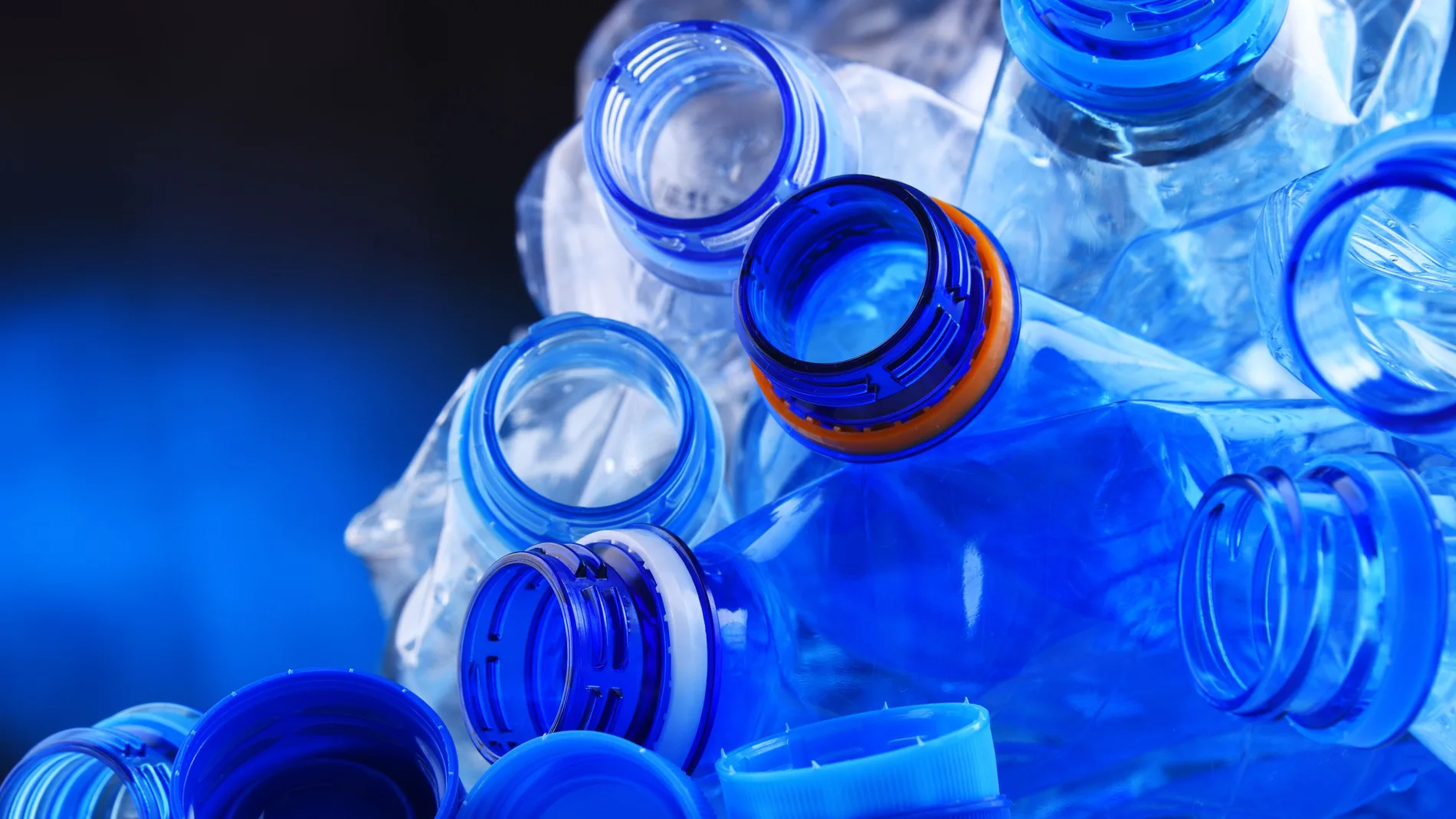 Botellas de plástico vacías