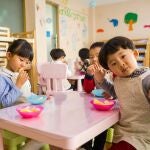 Niños en el colegio 