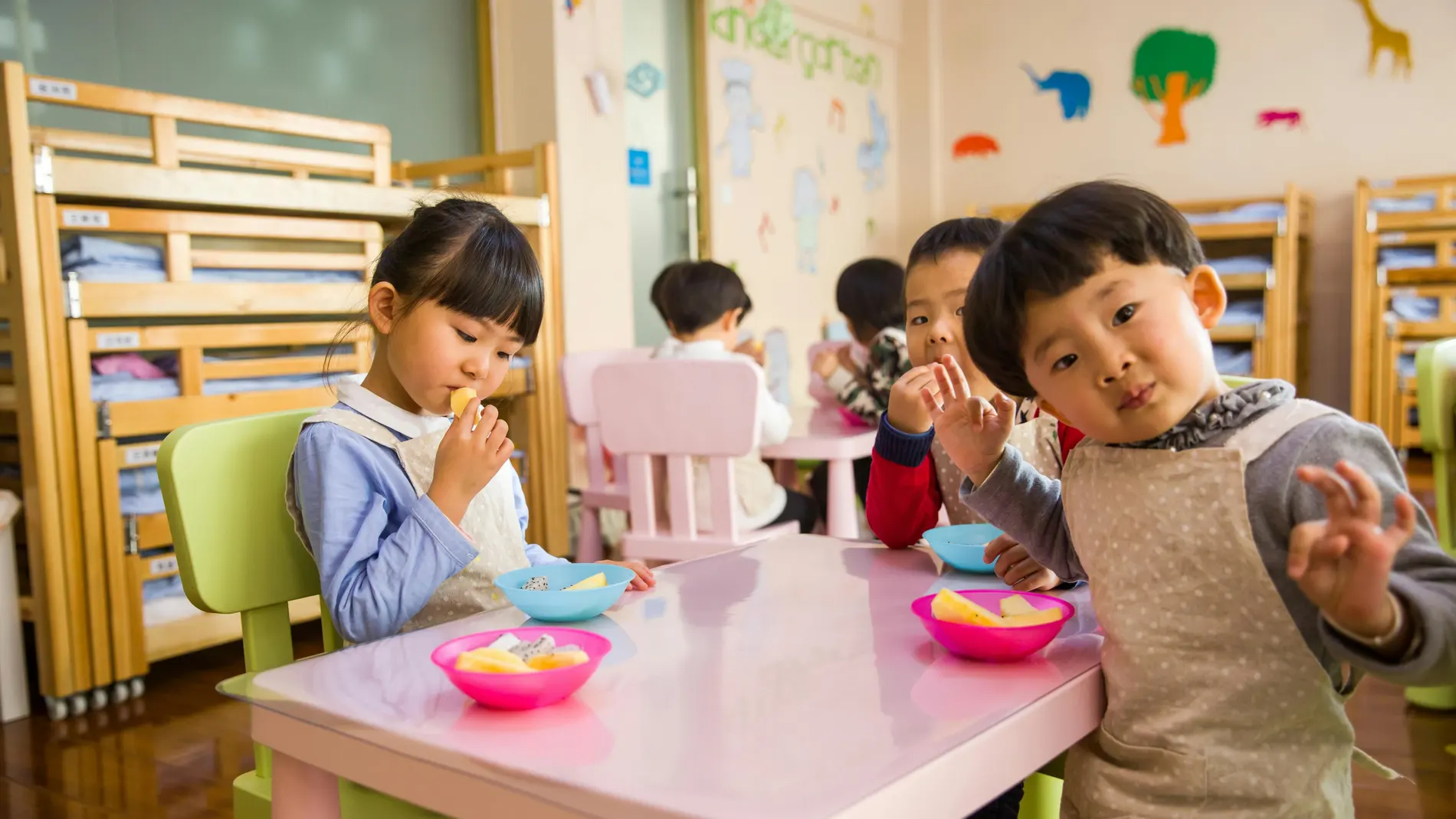 Niños en el colegio