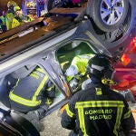 Un conductor de 65 años herido grave al volcar su vehículo en la M-503