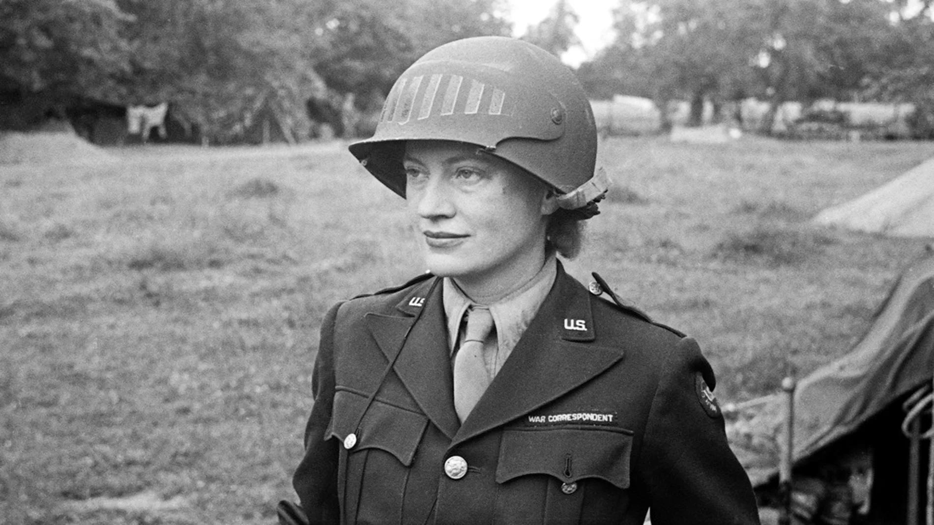 Una imagen de Lee Miller en el frente