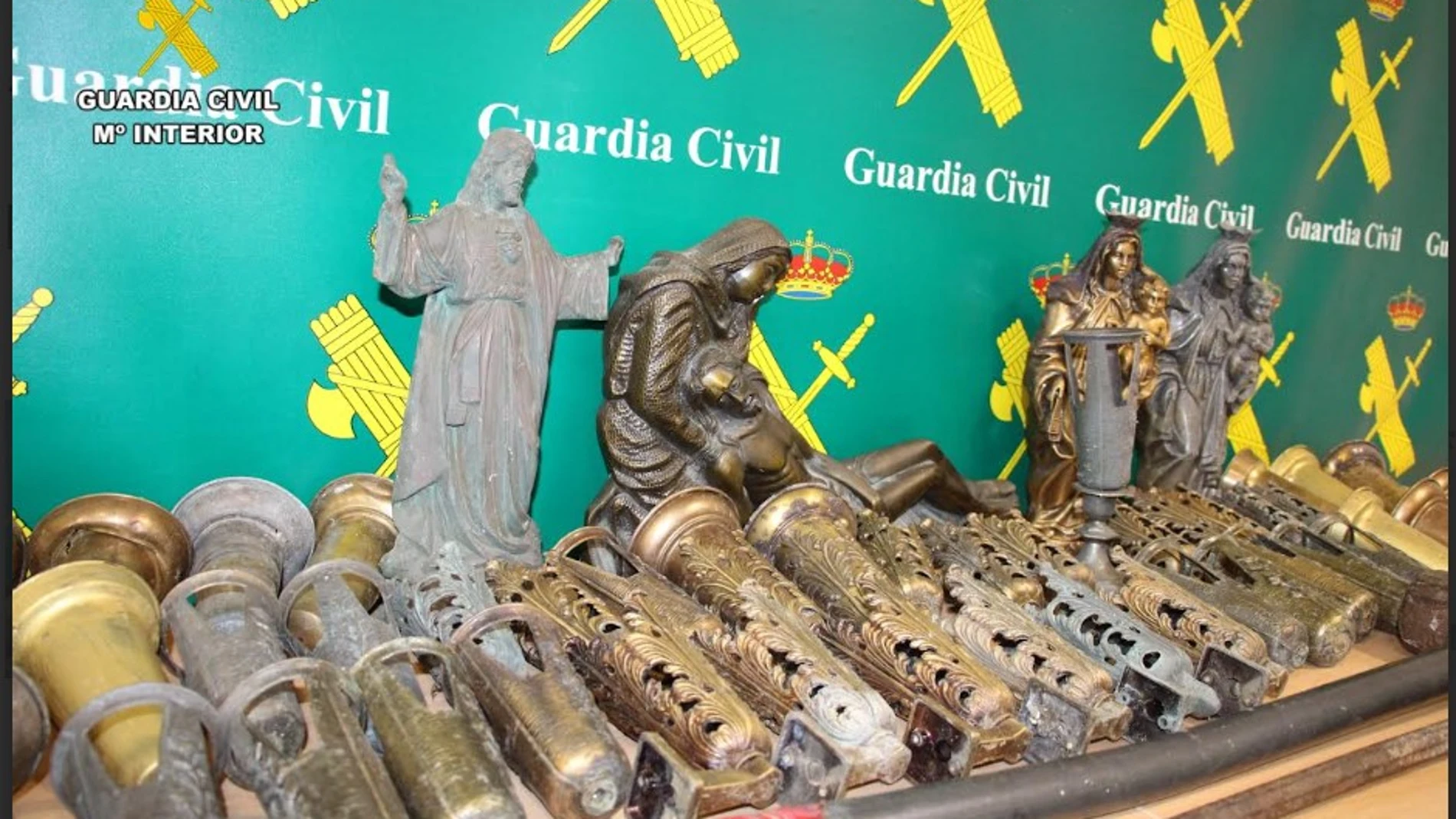 Algunas de las piezas ornamentales recuperadas