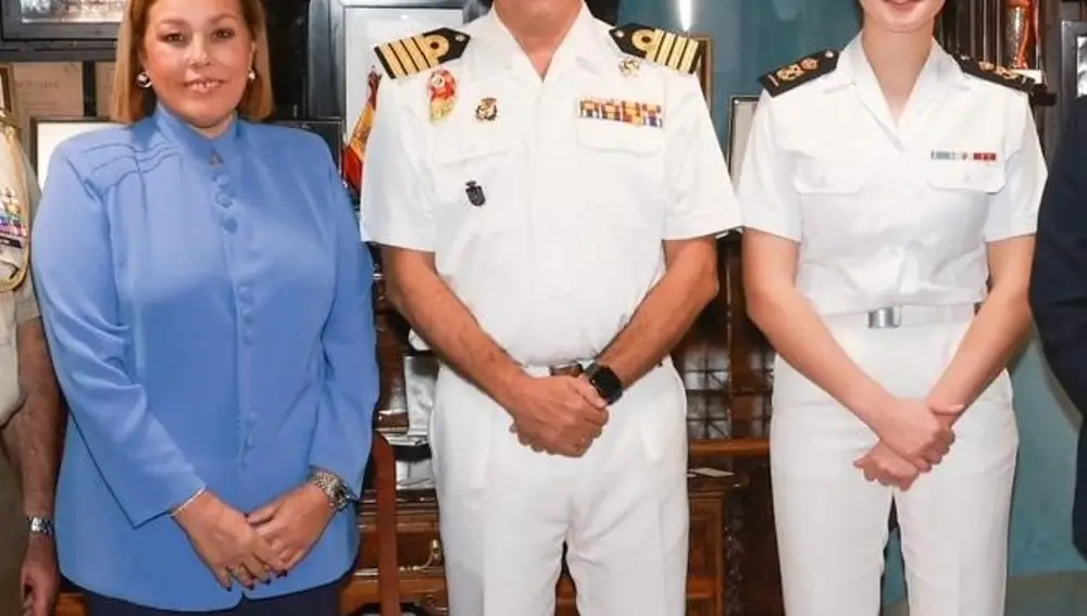 Astrid Pérez ve un "honor" recibir en Canarias al 'Juan Sebastián Elcano' con la Princesa Leonor a bordo