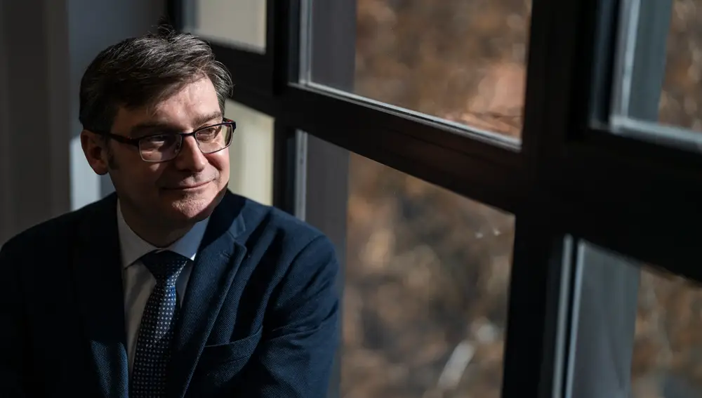 El concejal afirma que "el esfuerzo que hace el Ayuntamiento en vivienda no se hace en ningún otro lugar de España"