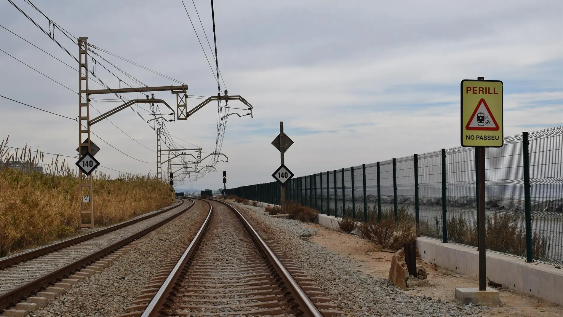 La R1 es la línea más sencilla e independiente para empezar el traspaso de Rodalies, según expertos