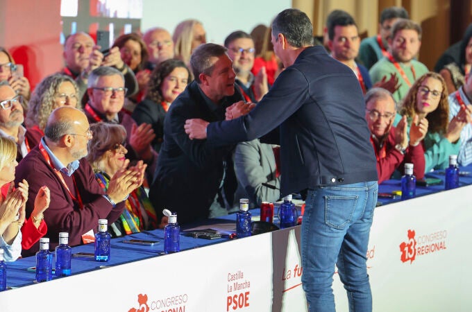 Sánchez trata de apropiarse de la imagen de Page