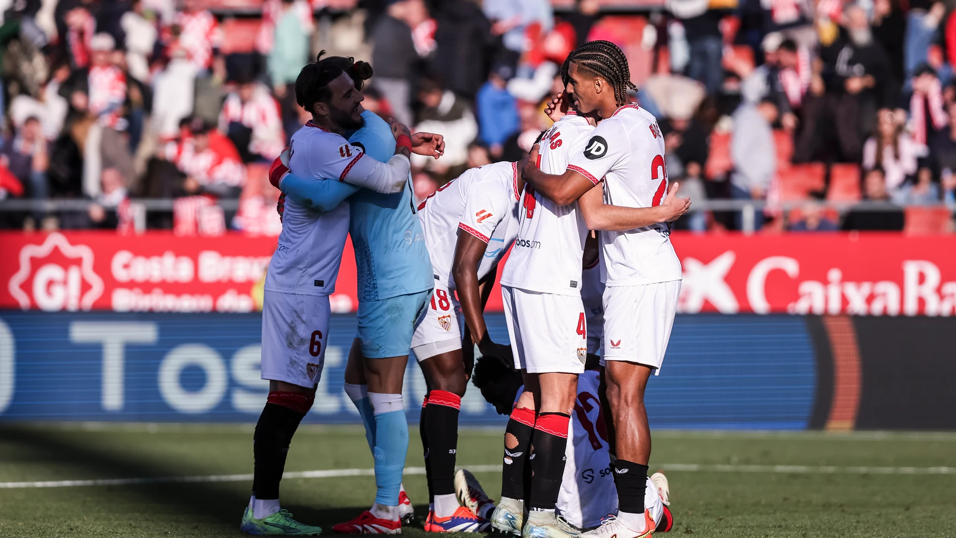 Sevilla FC player celebrates the victory during the Spanish league, La Liga EA Sports, football match played between Girona FC and Sevilla FC at Estadio de Montilivi on January 18, 2025 in Girona, Spain. AFP7 18/01/2025 ONLY FOR USE IN SPAIN