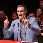 Sánchez clausura el XV Congreso del PSOE de Extremadura