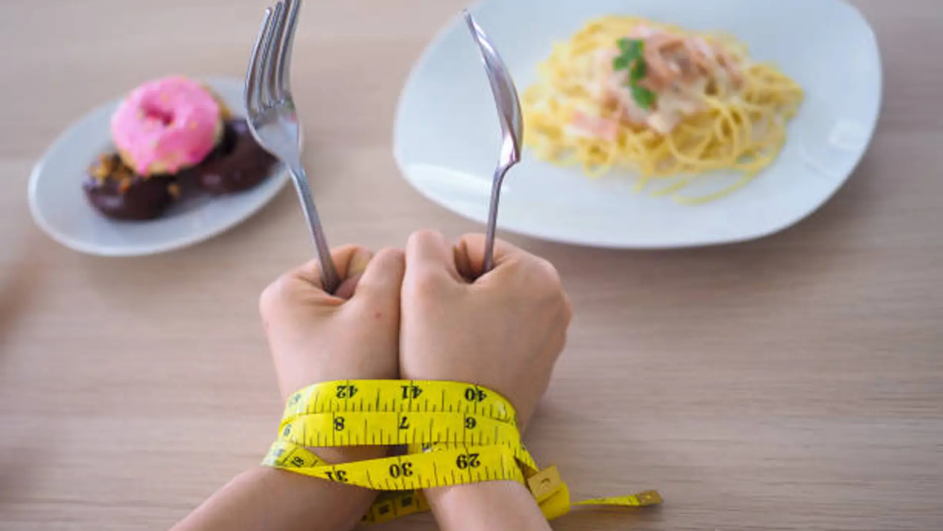 ¿Qué es el déficit calórico y por qué es vital para perder grasa? Lo explica un nutricionista
