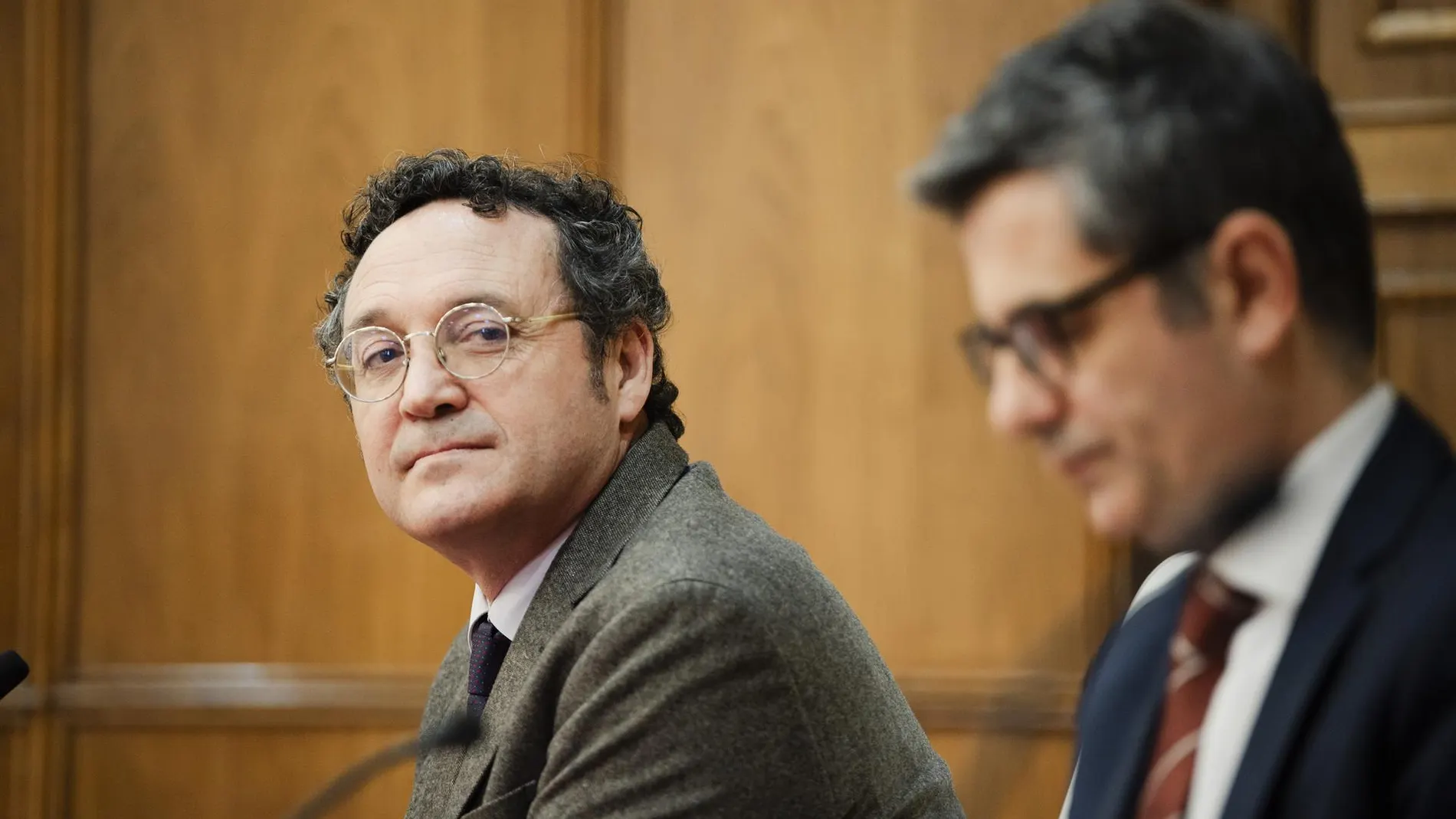 El juez del Supremo pide ayuda a WhatsApp y Google para intentar recuperar los chats y correos del fiscal general