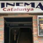 Entrada del Cinema Catalunya de Ribes de Freser