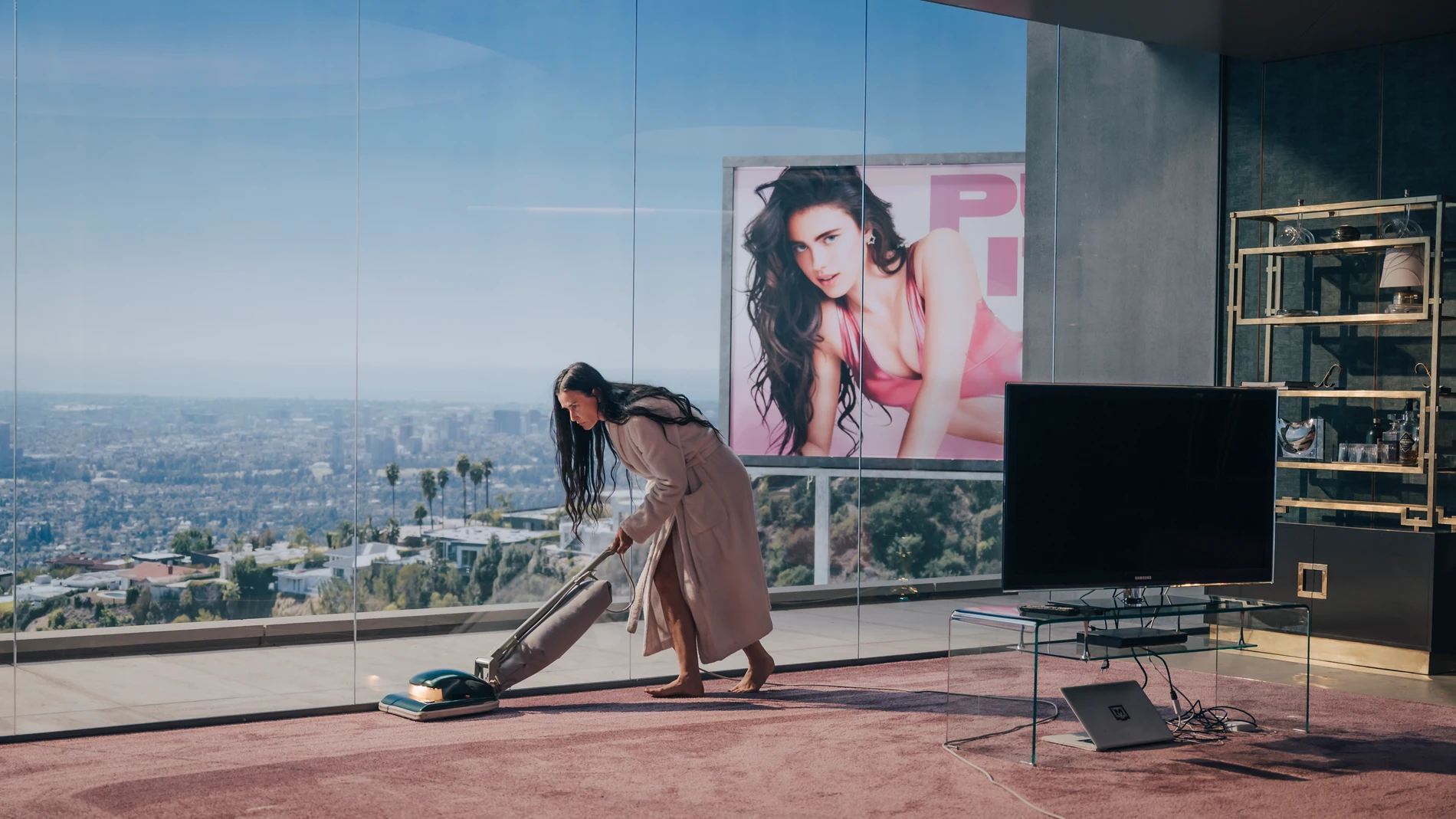 Demi Moore en una escena de «La sustancia»