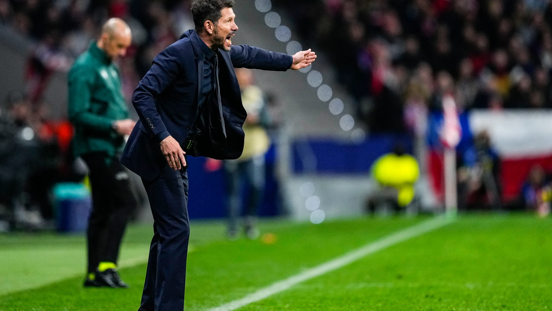 Diego Pablo "Cholo" Simeone, head coach of Atletico de Madrid, gestures during the UEFA Champions League 2024/25 League Phase MD7 match between Atletico de Madrid and Bayer 04 Leverkusen at Riyadh Air Metropolitano stadium on January 21, 2025, in Madrid, Spain. AFP7 21/01/2025 ONLY FOR USE IN SPAIN