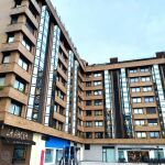 El precio interanual de la vivienda en venta se sitúa en agosto en 4.943 euros/m2