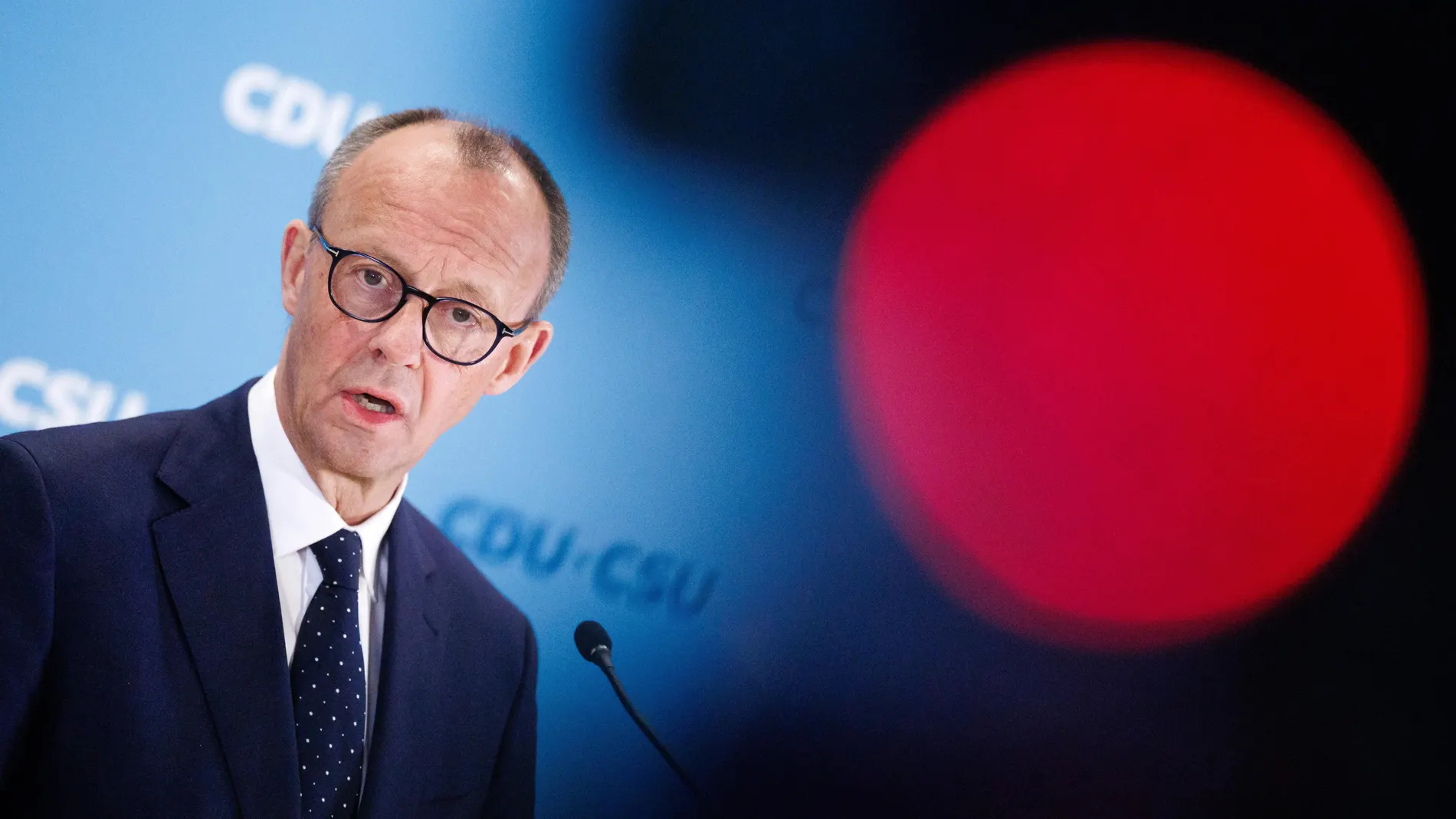Berlin (Germany), 23/01/2025.- Chairman of the Christian Democratic Union (CDU) party and faction, Friedrich Merz, delivers a statement at the German parliament 'Bundestag' in Berlin, Germany, 23 January 2025. Merz delivered a statement in reaction to the knife attack on 22 January in Aschaffenburg. Two people have been killed in an attack on a group of children in a park in the Franconian town of Aschaffenburg. The victims were a 41-year-old man and a two-year-old boy from Morocco, according...