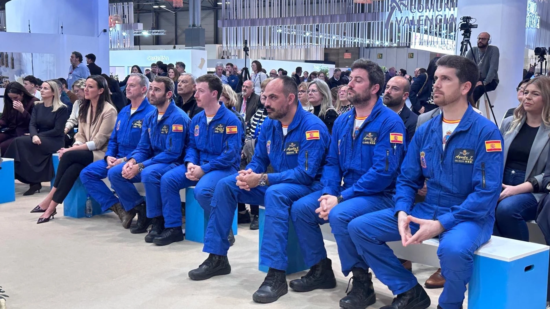 Miembros de la Patrulla Águila en Fitur REMITIDA / HANDOUT por AYUNTAMIENTO DE SAN JAVIER Fotografía remitida a medios de comunicación exclusivamente para ilustrar la noticia a la que hace referencia la imagen, y citando la procedencia de la imagen en la firma 24/01/2025
