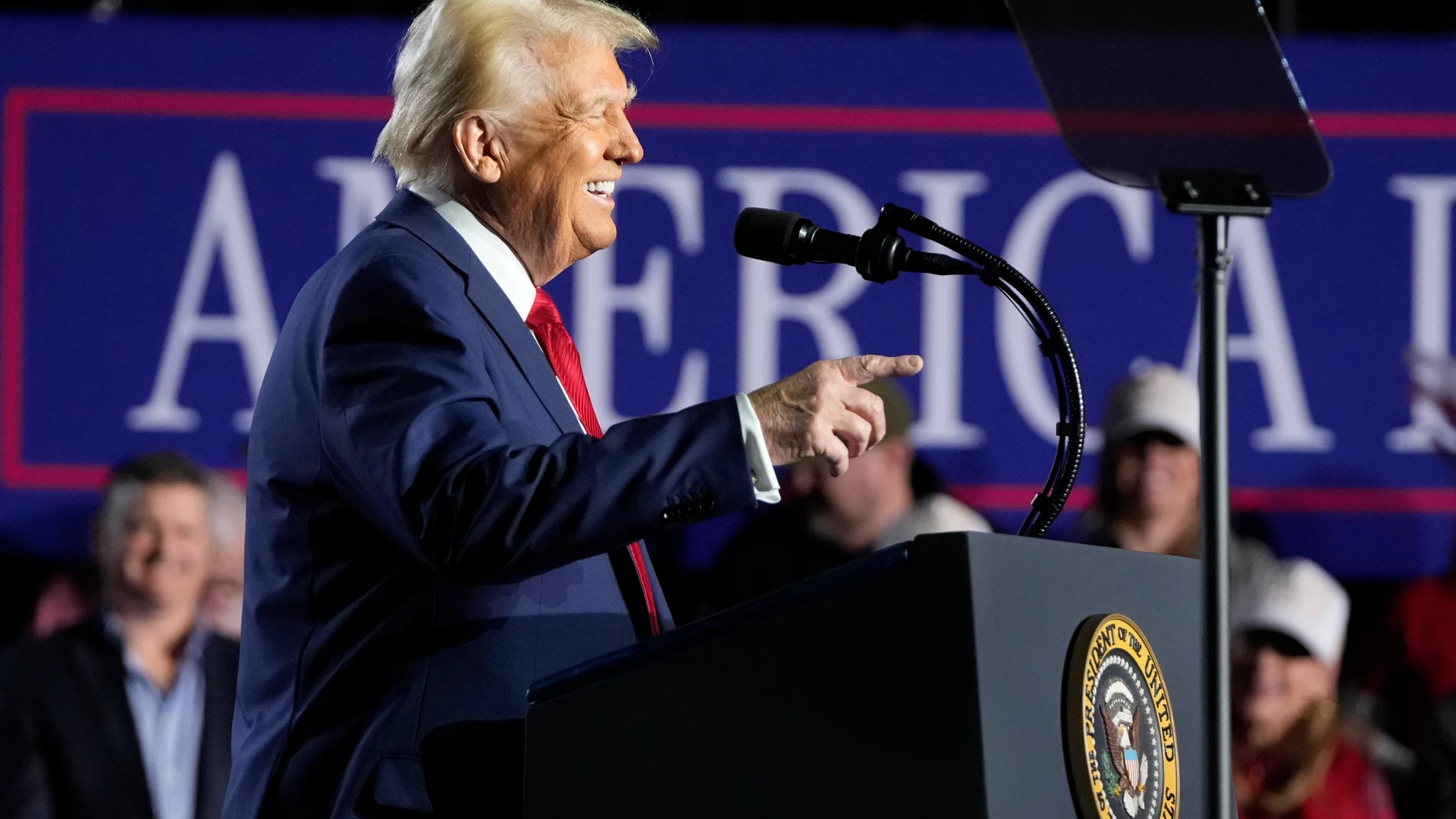 President Donald Trump speaks about the economy during an event at the Circa Resort and Casino in Las Vegas, Saturday, Jan. 25, 2025. (AP Photo/Mark Schiefelbein)
